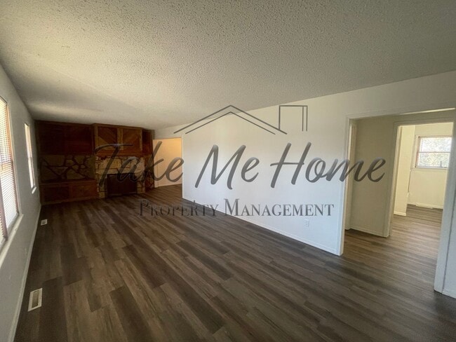 Photo - IDEAL LOCATION! 3-Bed, 2-Bath Home with 2-Car Garage in Kickapoo School District!