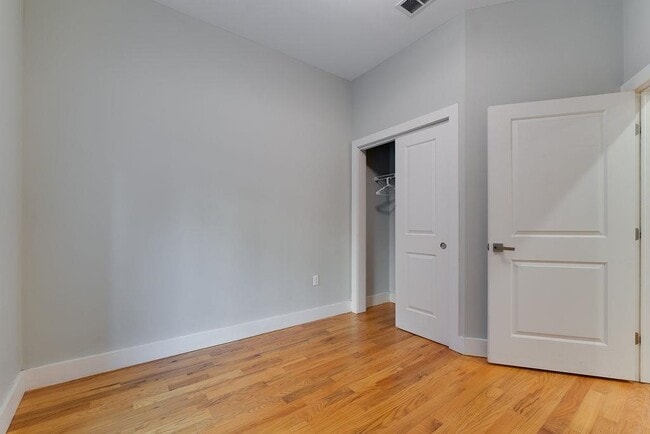 Photo - 62 Newkirk St Unit 5A