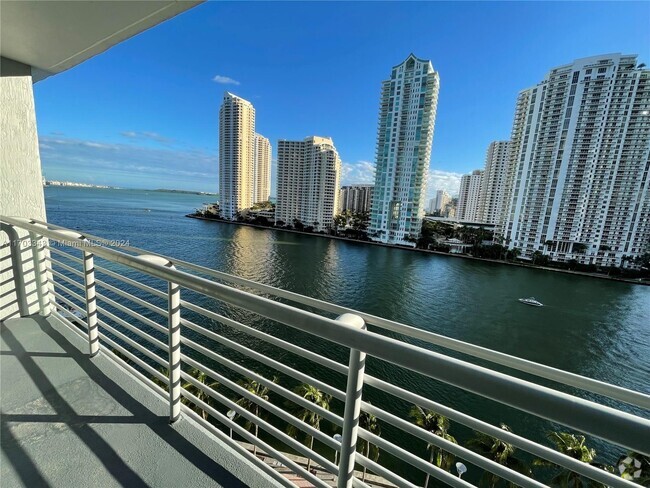 Building Photo - 325 S Biscayne Blvd Rental