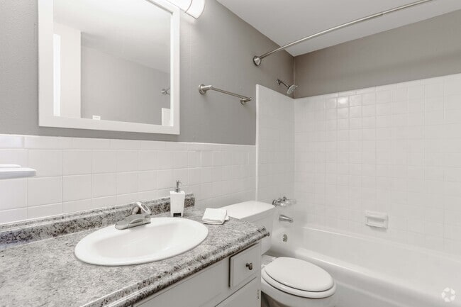 2 Bed/ 1 Bath - THE BRICKS AT 6888