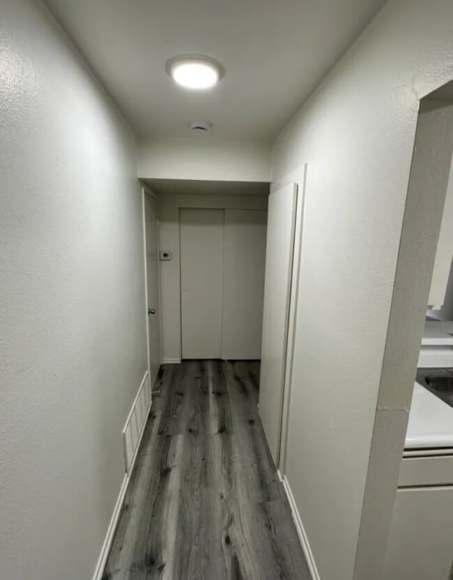 Photo - 7040 Haskell Ave Unidad 114