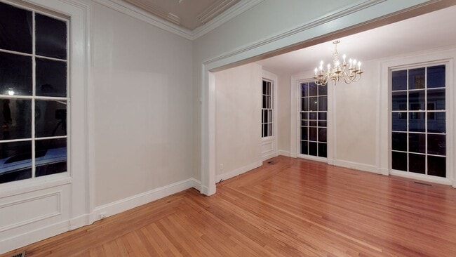 Photo - Gorgeous 3-Bedroom Apartment in Wooster Sq... Unit 1 (1F)