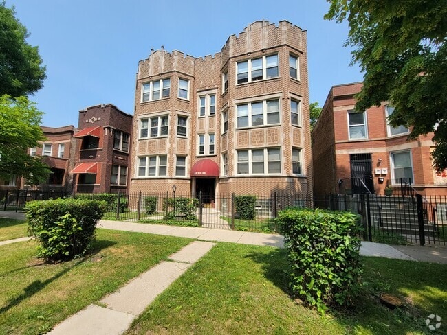 Building Photo - 6833 S Indiana Ave Rental
