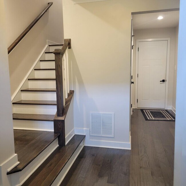 Photo - 18109 Red Cedar Rd