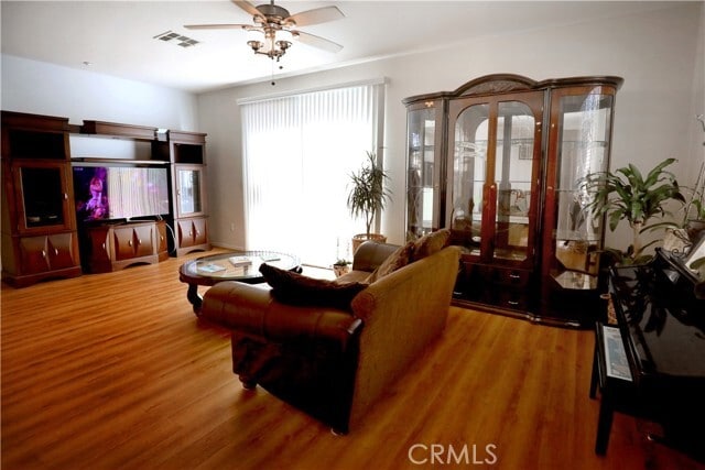 Photo - 27571 Darrington Ave