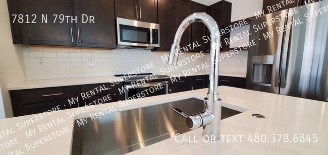 Photo - 7812 N 79th Dr