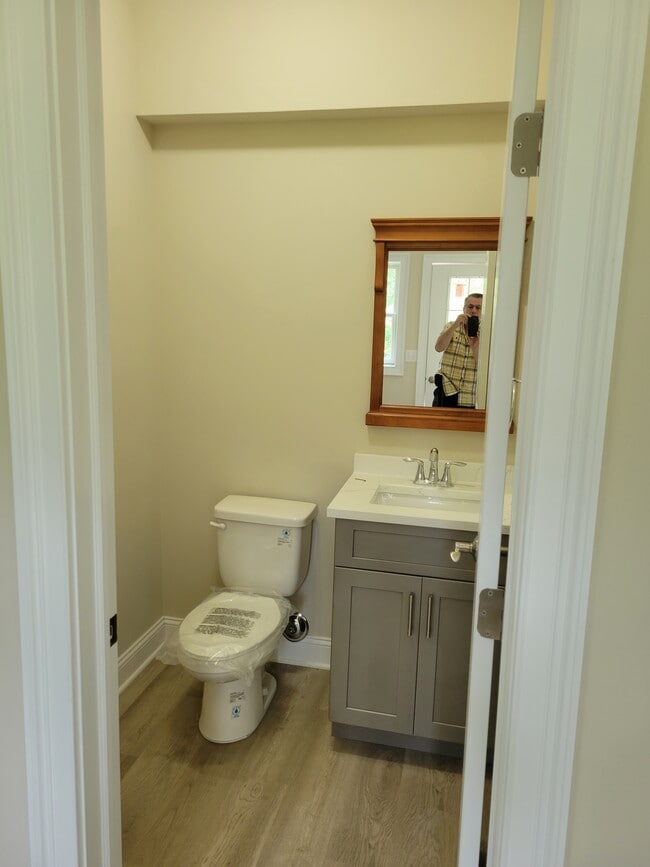 Photo - 211 Mount Horeb Rd Unit 3