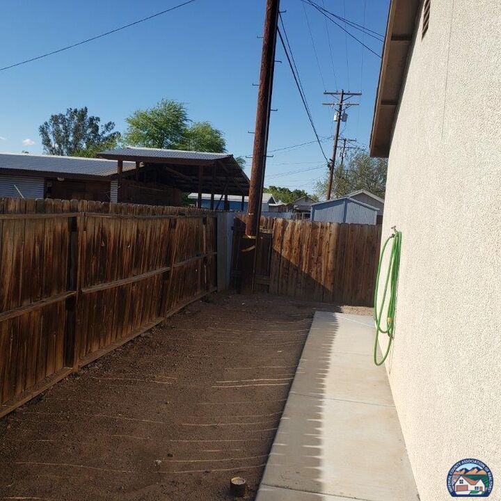 Photo - 423 S Imperial Ave