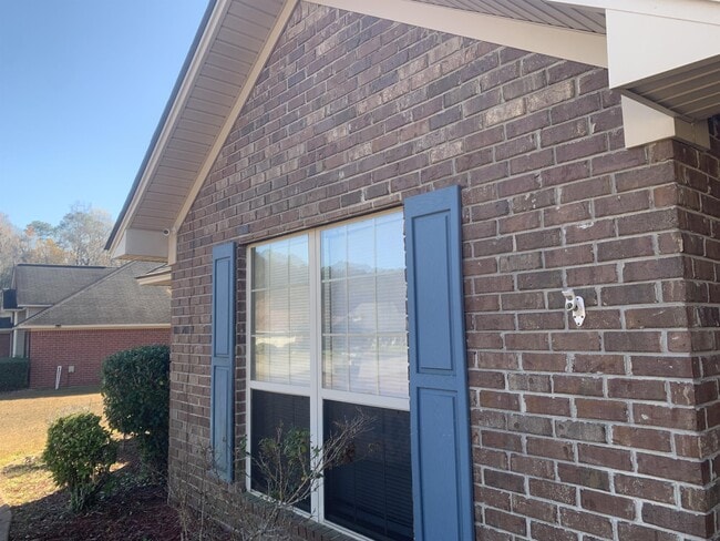 Photo - 1169-1169 Cumberland Dr