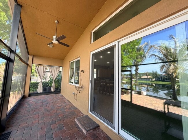 Photo - 2165 Newport Isles Blvd