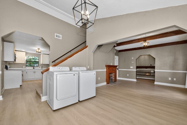 Photo - 512 Mason Ave Casa