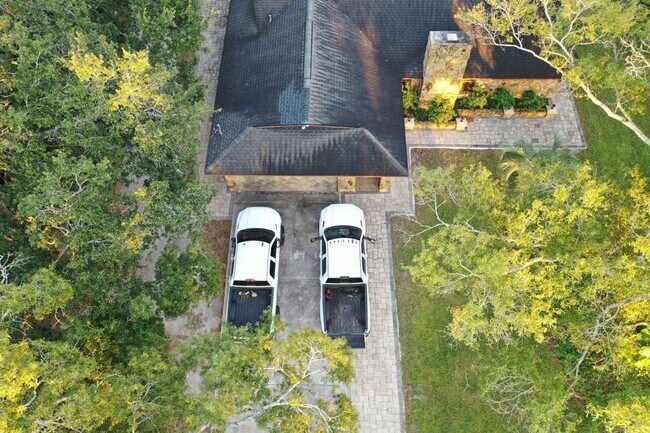 Photo - 3416 S 70th St