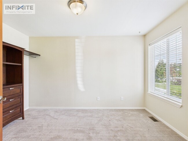Photo - Bright & Spacious 3-Bedroom Apartment