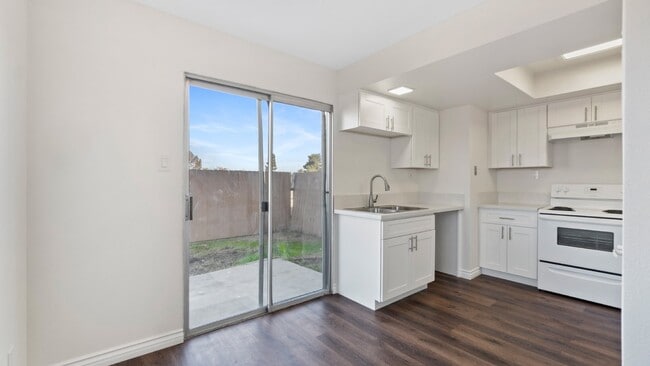 Photo - Chula Vista - Two Weeks FREE Renovated 2 bed /1.5 bath Two-Story Townhome w/ Private Yard Unit #3