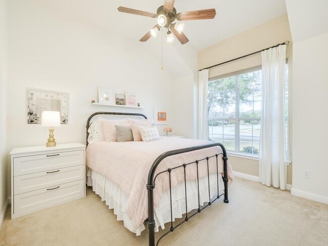 Photo - 19401 Bridie Path