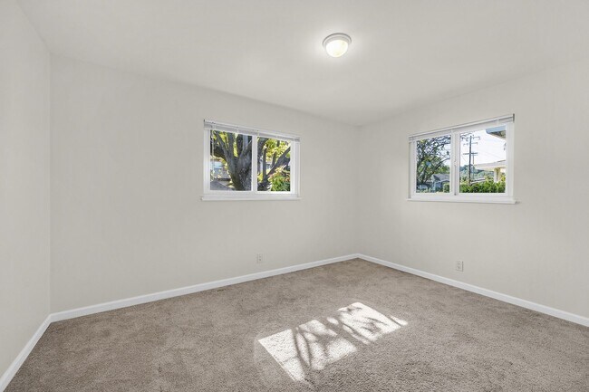 Photo - One level home Crockett, magnificent VIEWS