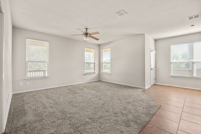 Photo - 7607 Helios Rise