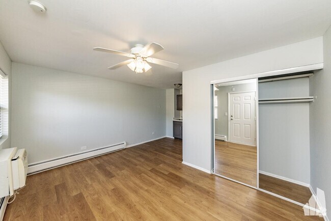 Building Photo - 0 bedroom in Chicago IN 60640 Unit 4547-2F Rental