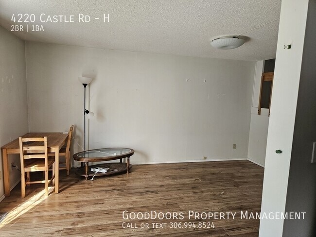 Photo - 4220 Castle Rd