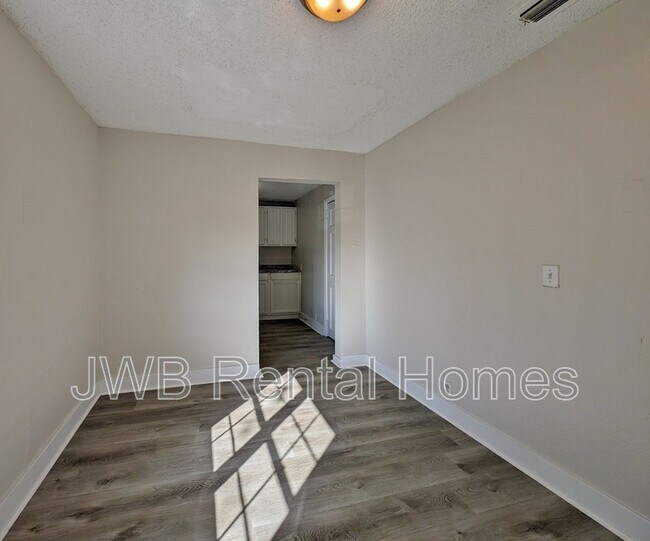 Photo - 3124 Plateau St
