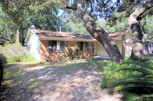 Photo - Central Niceville Location