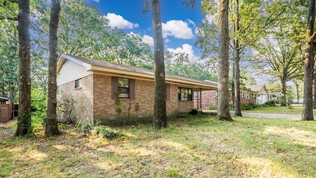 Photo - 602 W Devon Ave