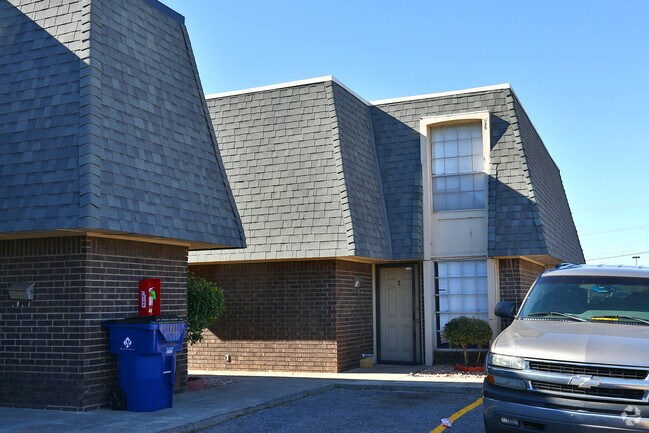 Nichols Hills Townhomes