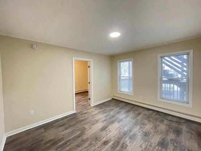 Photo - 39 Ferry St Unit 4