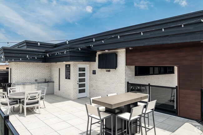 Rooftop Lounge