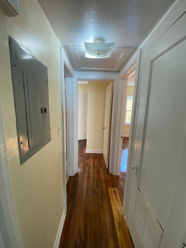 Photo - 1977 Lambert St