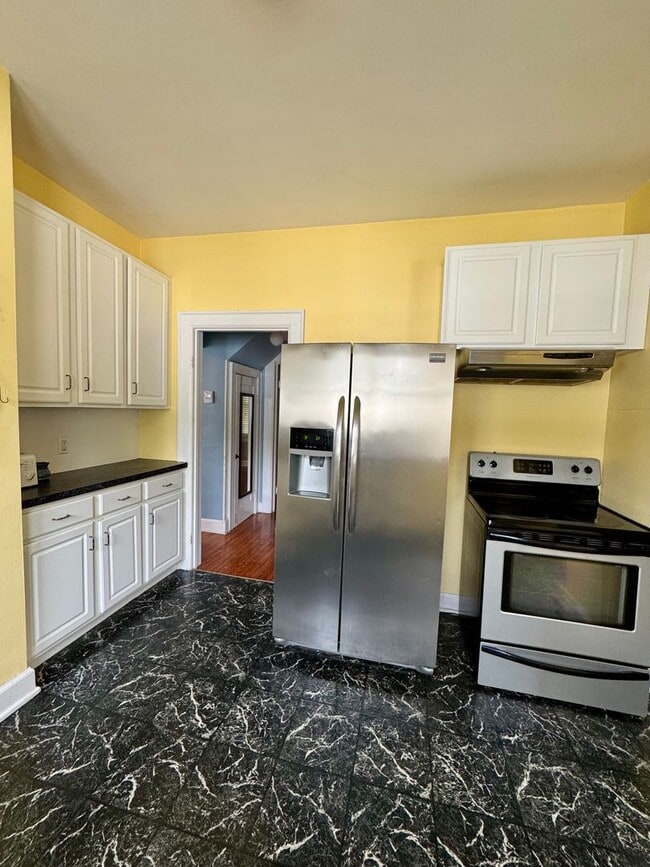 Photo - Single Family Home for Rent - Direct acces...