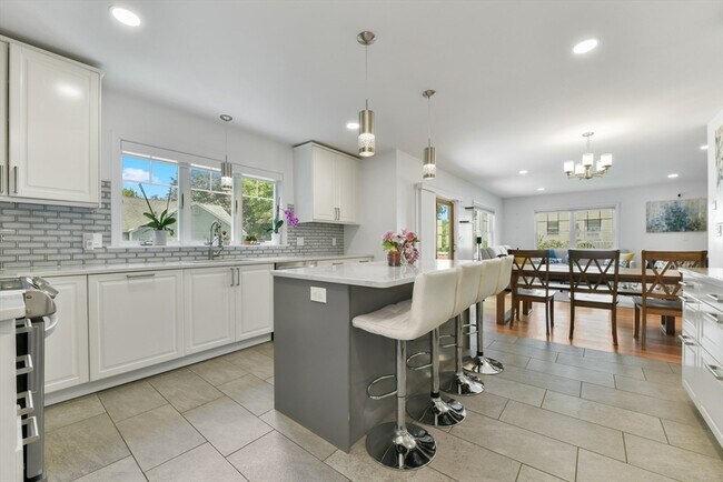 Photo - 10 Farrow St