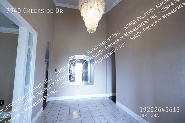Photo - 7940 Creekside Dr