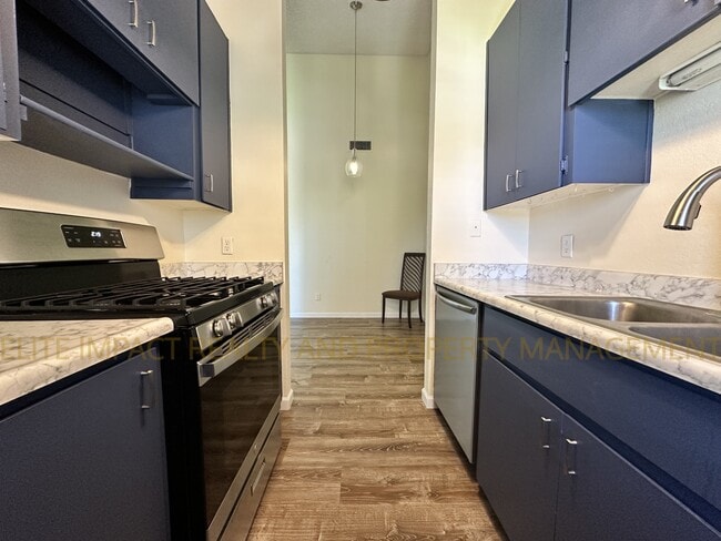 Photo - 814 S Langley Ave