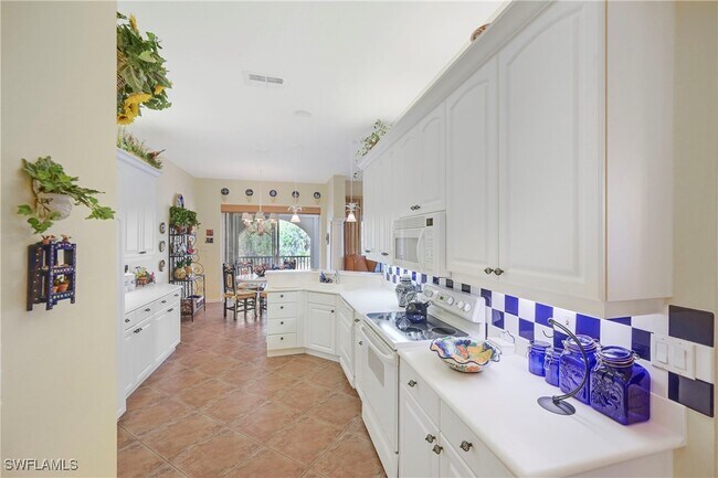 Photo - 10801 Crooked River Rd Unit 203