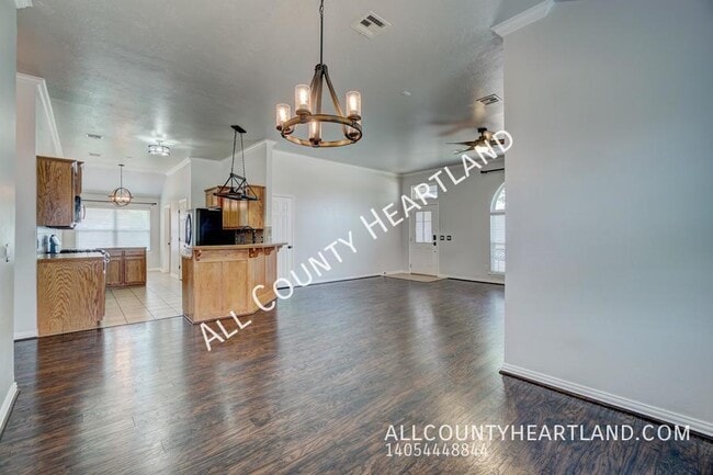 Photo - 204 Dollina Ct