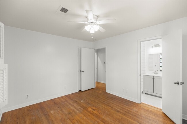 Building Photo - 2015 Wycliffe Dr