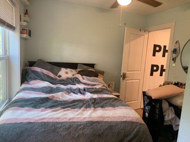 Photo - 1609 Sydenham