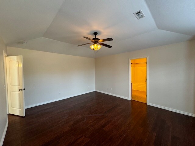 Photo - 1300 Yorkshire Dr