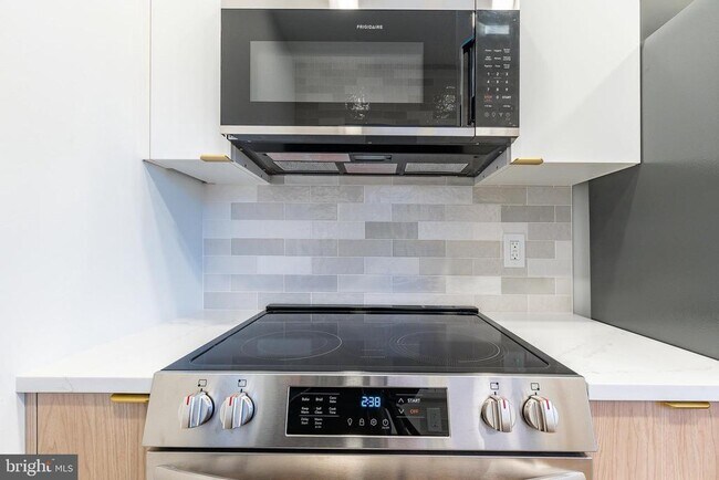 Photo - 2563 E Elkhart St