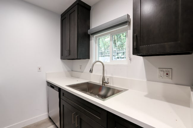 Photo - 410 Lucas Ave Unidad C