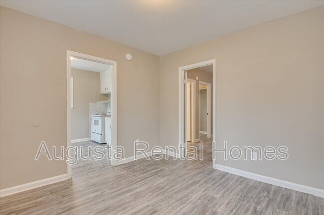 Photo - 316 Verdery Dr