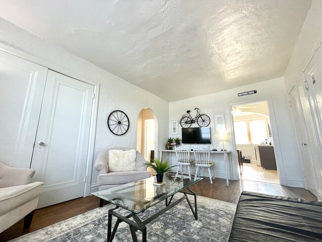 Photo - 6653 Berthold Ave Unit 3S