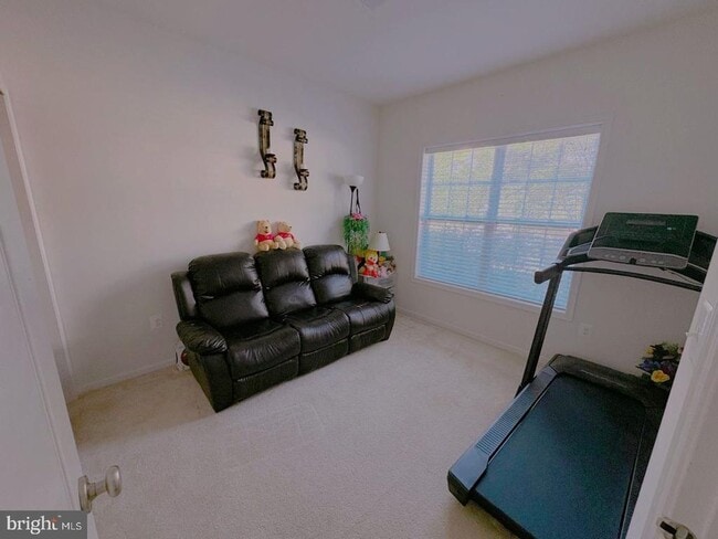 Photo - 43141 Whelplehill Terrace