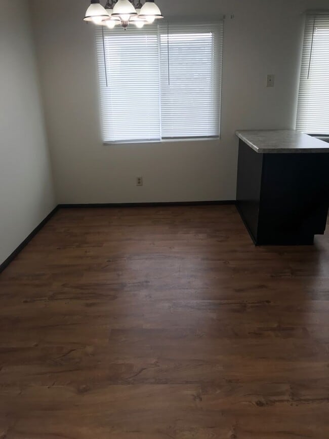 Photo - 742 Fairwood Dr Unit #4