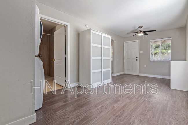 Photo - 4249 N 17th St