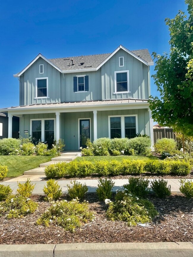 Building Photo - Wow! Custom Built Smart Home in Sutter Par...