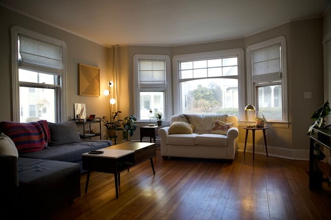 Photo - 4 Newport Ave Unit 1