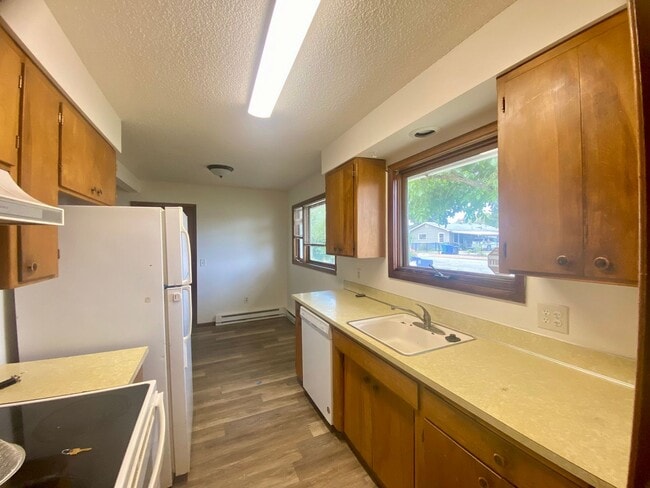 2416 N 6th St Unit 2416 N. 6th St.