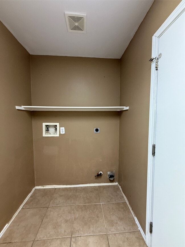Building Photo - 17318 Glenmorris Dr